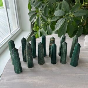 Emerald with Mica Obelisk Tower